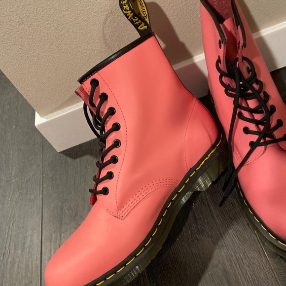 Doc Martens Boots- rare color! Melon pink - Picture 3 of 5